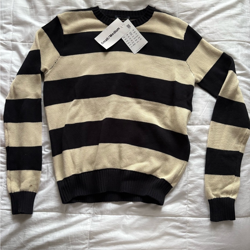 Brandy Melville Black and off white Striped Crewneck Sweater